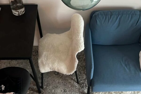 お客様からお写真です。 海辺のおうちに引っ越しの際に 主照明に選んでいただきました。